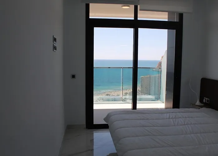 Sunset Drive Komplex On The Poniente Benidorm