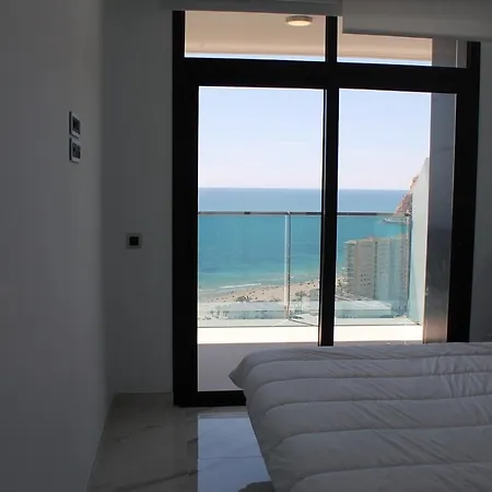 Sunset Drive Komplex On The Poniente Benidorm